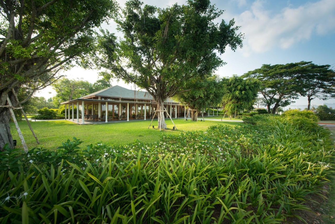 Legacy Mekong Hotel Can Tho Exterior photo